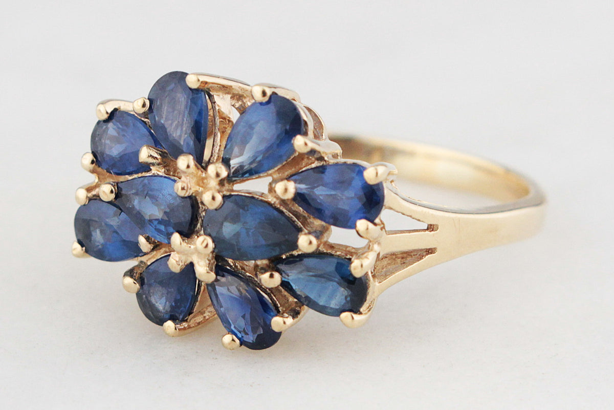 VINTAGE 2ct SAPPHIRE CLUSTER RING 9ct GOLD