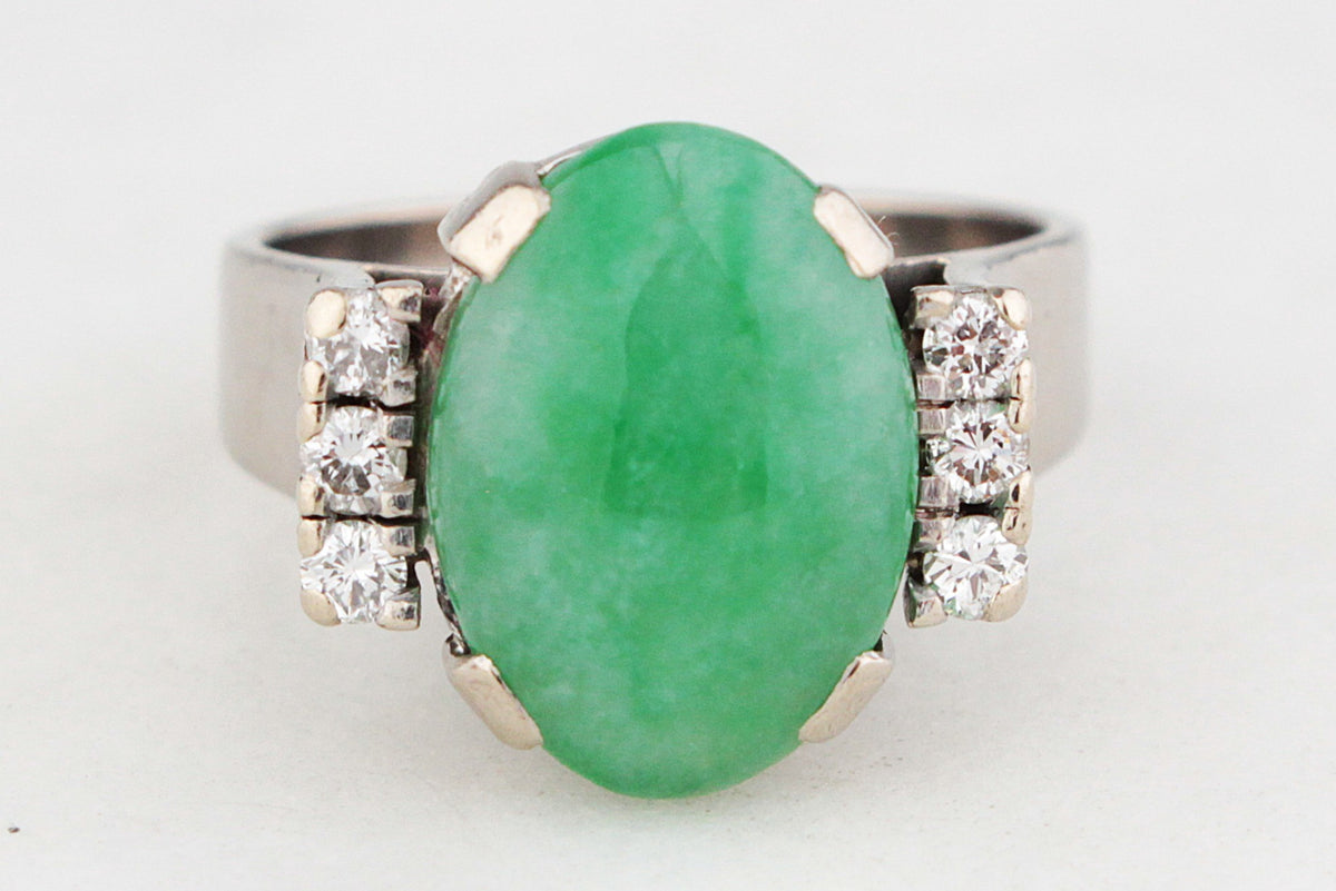VINTAGE c1940 5ct JADE &amp; DIAMOND RING 18ct GOLD