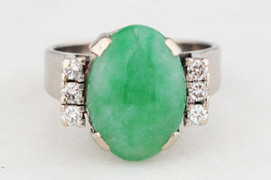 VINTAGE c1940 5ct JADE & DIAMOND RING 18ct GOLD