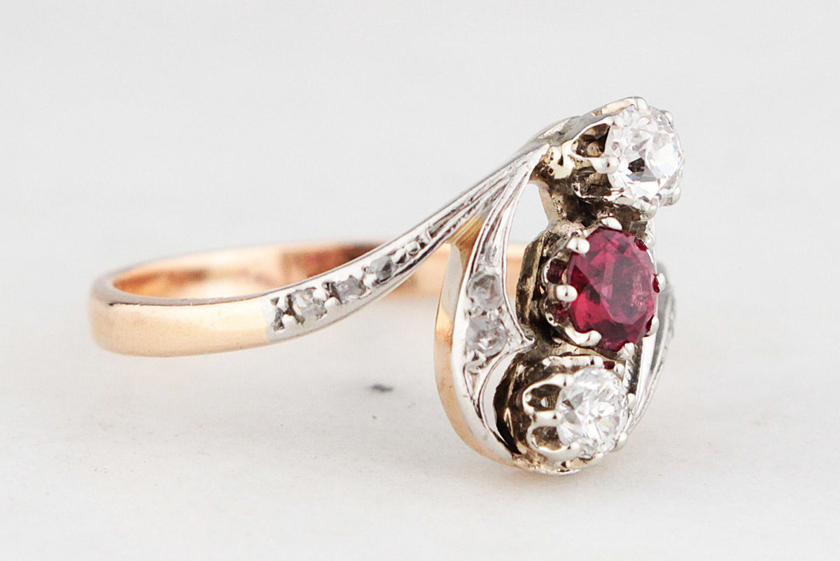 ANTIQUE ART NOUVEAU DIAMOND &amp; RUBY RING 14ct GOLD