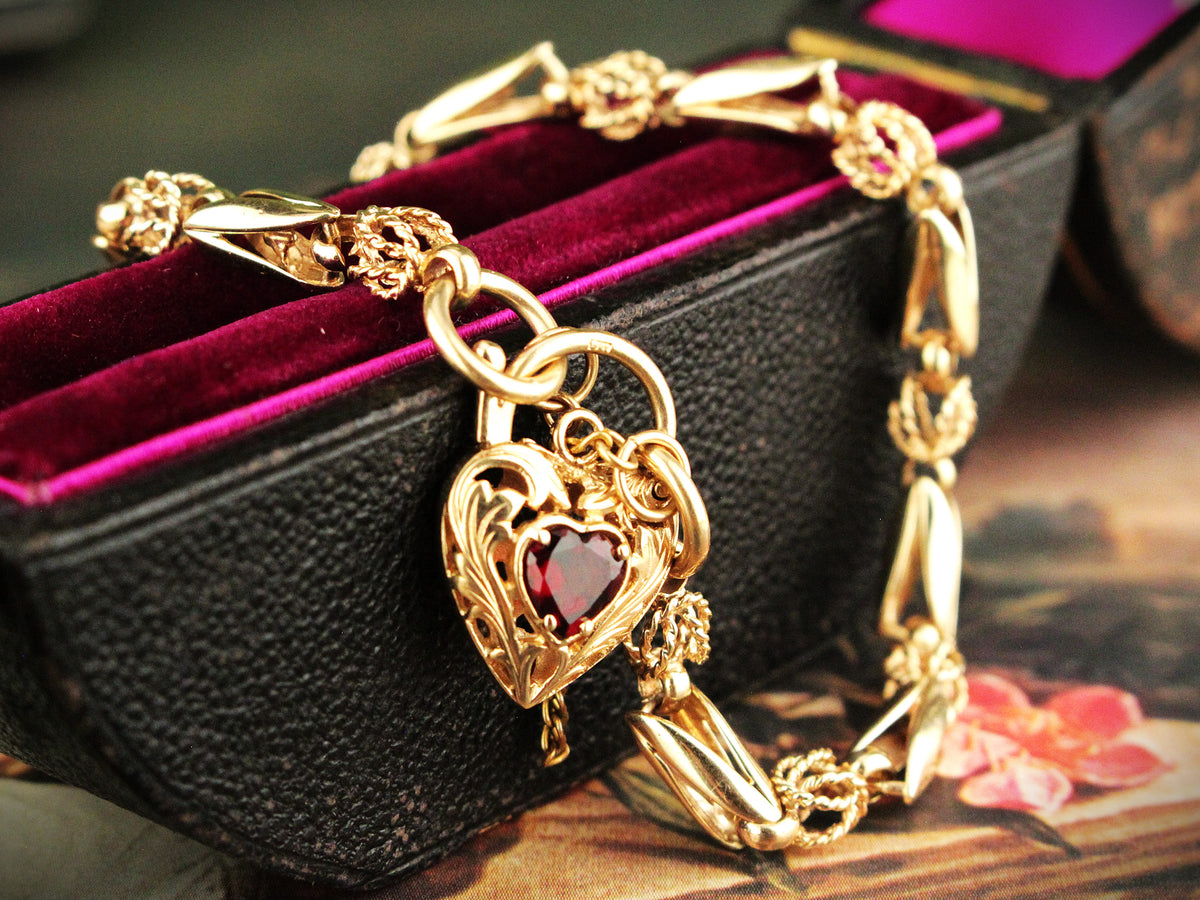 ANTIQUE EDWARDIAN GARNET ‘WHEAT &amp; BARLEY’ LINK BRACELET 9ct GOLD