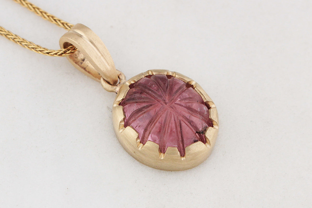 BESPOKE 5.80ct CARVED TOURMALINE PENDANT 9ct GOLD