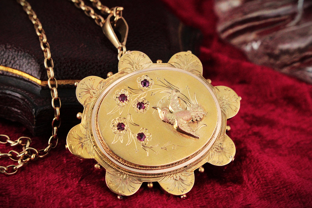 ANTIQUE AESTHETIC MOVEMENT RUBY LOCKET 15ct GOLD
