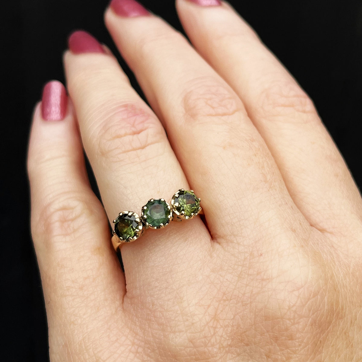 R&amp;V BESPOKE SAPPHIRE TRILOGY RING 9ct YELLOW GOLD