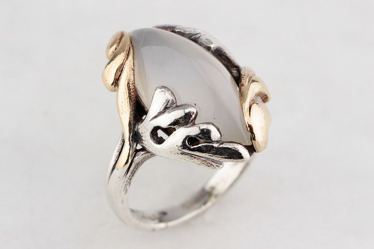 VINTAGE MID CENTURY CHALCEDONY RING 14ct GOLD AND STERLING SILVER