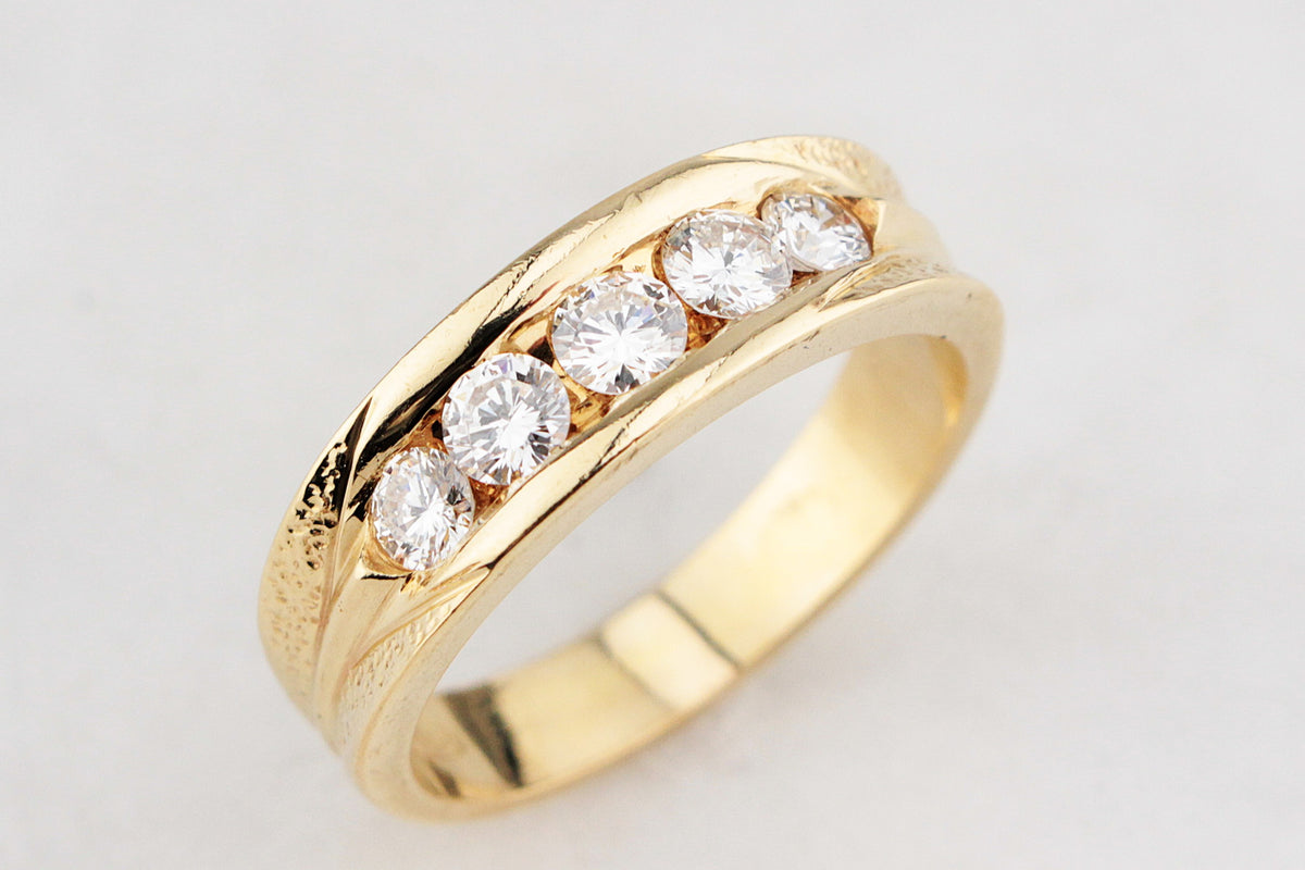 CONTEMPORARY FRENCH .85ct FIVE STONE DIAMOND RING