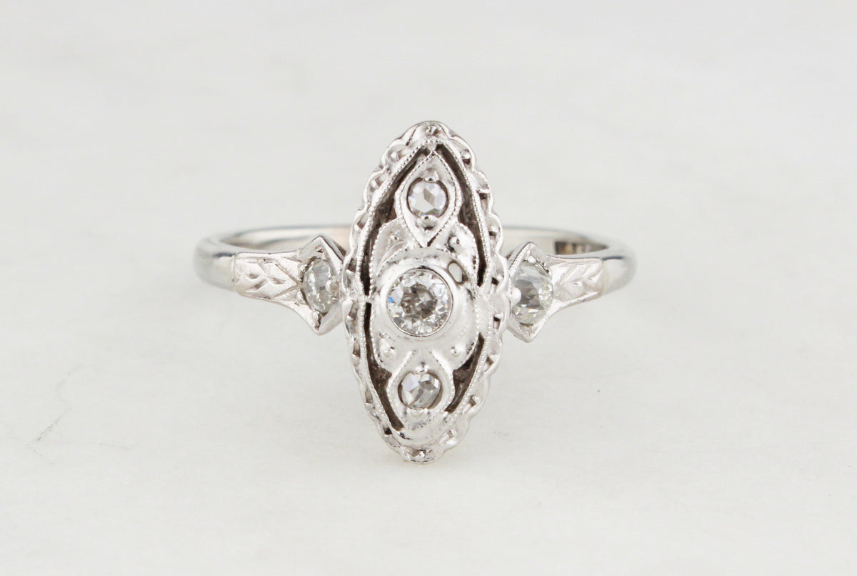 ANTIQUE ART DECO DIAMOND RING 18ct GOLD
