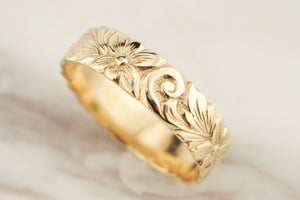 ‘THE JESS’ - ANTIQUE STYLE ETCHED BAND on 9ct YELLOW GOLD