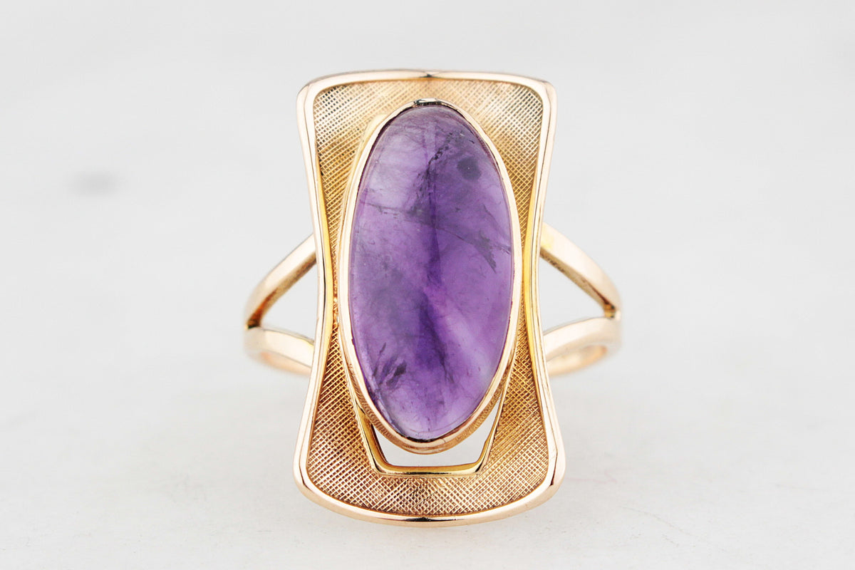 MID-CENTURY 1961 AMETHYST RING 9ct GOLD
