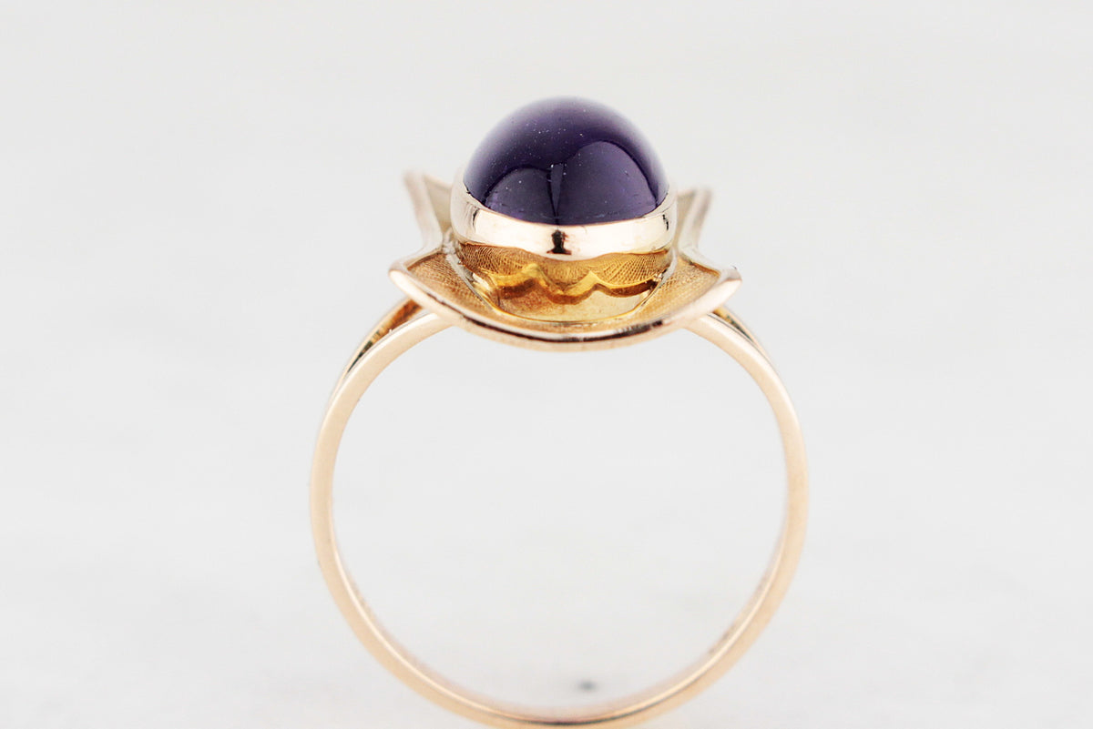 MID-CENTURY 1961 AMETHYST RING 9ct GOLD