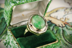 VINTAGE ART DECO c1930 JADE RING 10ct GOLD