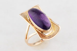 MID-CENTURY 1961 AMETHYST RING 9ct GOLD