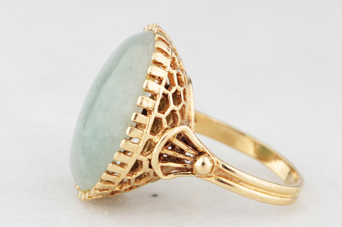 VINTAGE c1940’s 14.40ct JADEITE RING 18ct GOLD