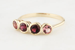 FOUR STONE PINK SAPPHIRE RING 9ct GOLD