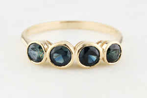 FOUR STONE TEAL SAPPHIRE RING 9ct GOLD