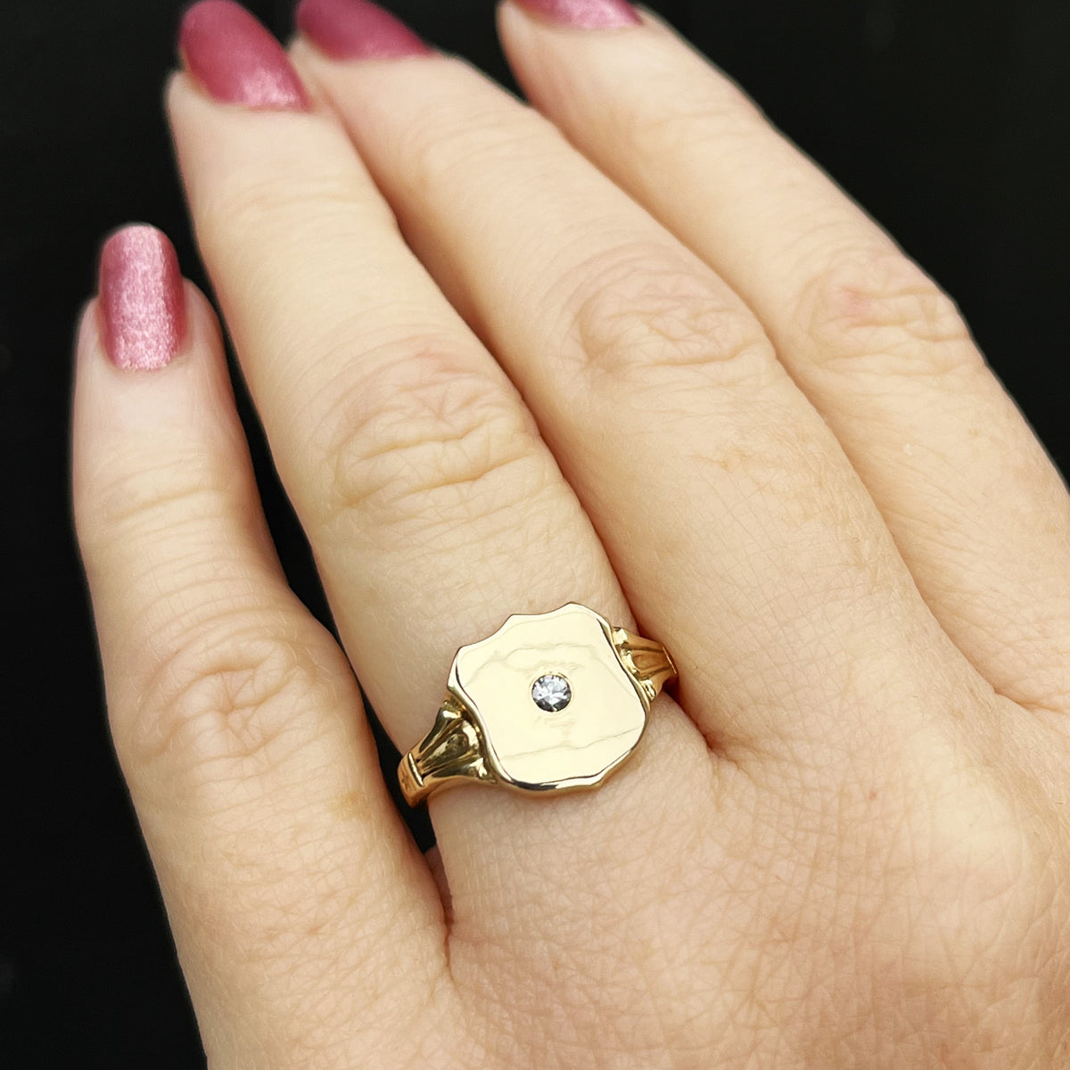 CUSTOM R&amp;V OEC DIAMOND SHIELD SIGNET RING 9ct GOLD