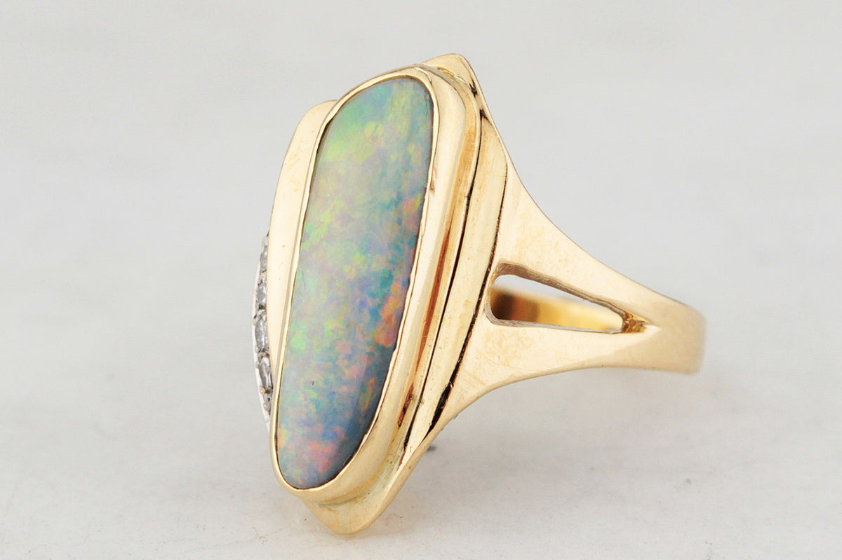 MID-CENTURY SOLID OPAL &amp; DIAMOND RING 18ct GOLD