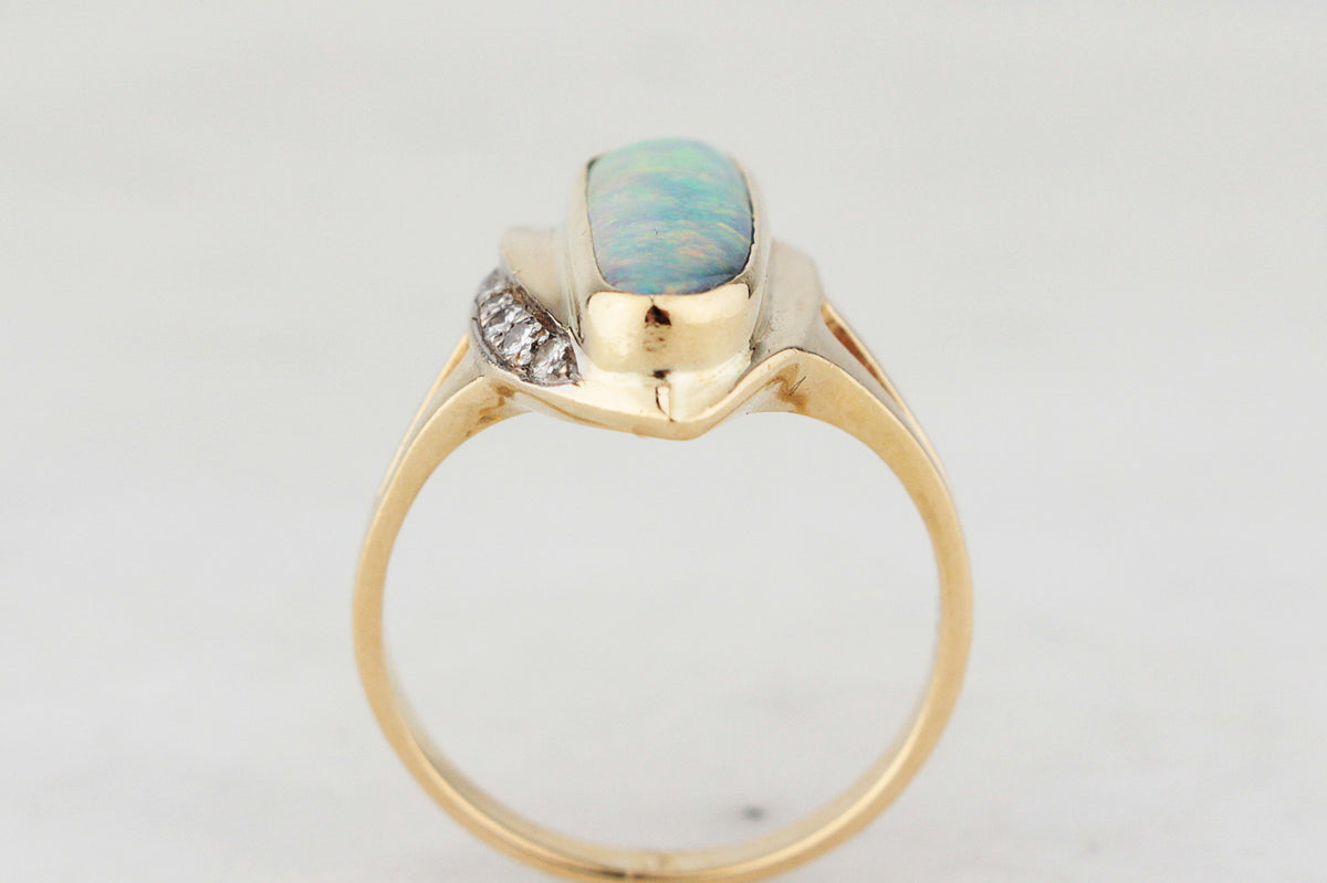 MID-CENTURY SOLID OPAL &amp; DIAMOND RING 18ct GOLD