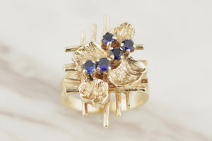 VINTAGE MID CENTURY c1960 BRUTALIST SAPPHIRE RING 9ct YELLOW GOLD