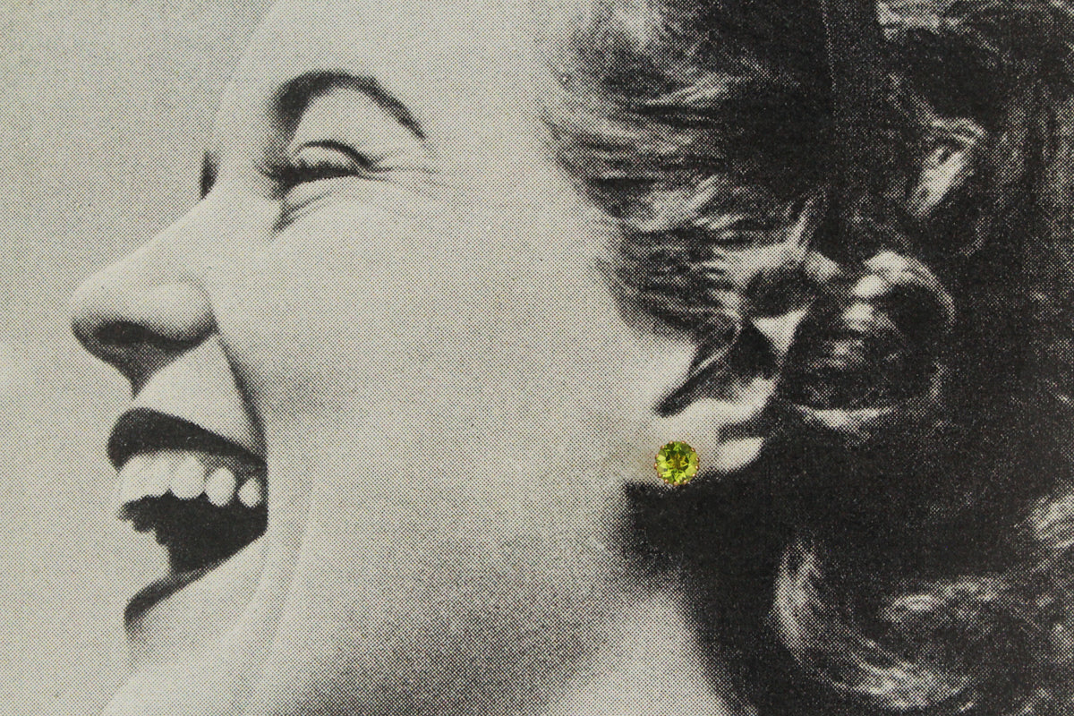 MODERN PERIDOT EAR STUDS 9ct YELLOW GOLD