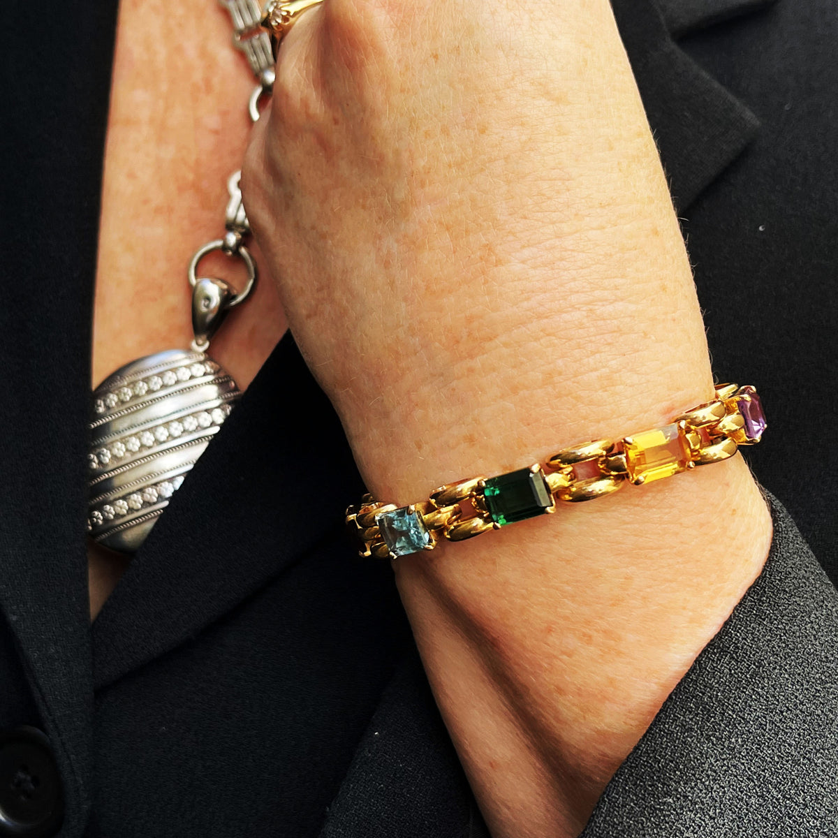 VINTAGE c1940/50 21.76ct MIXED GEM BRACELET 18ct GOLD
