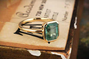 CUSTOM 2.75ct EMERALD RING 10ct GOLD