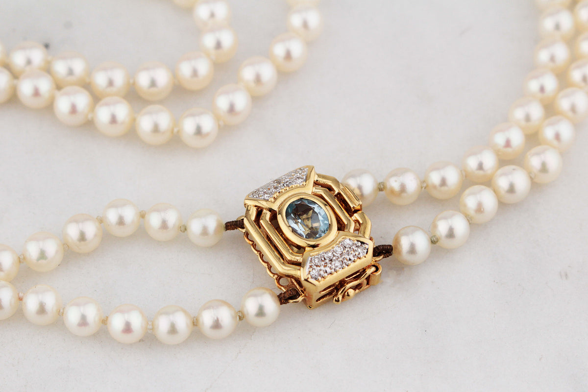 VINTAGE DOUBLE STRAND PEARLS TOPAZ & DIAMOND CLASP 18ct GOLD