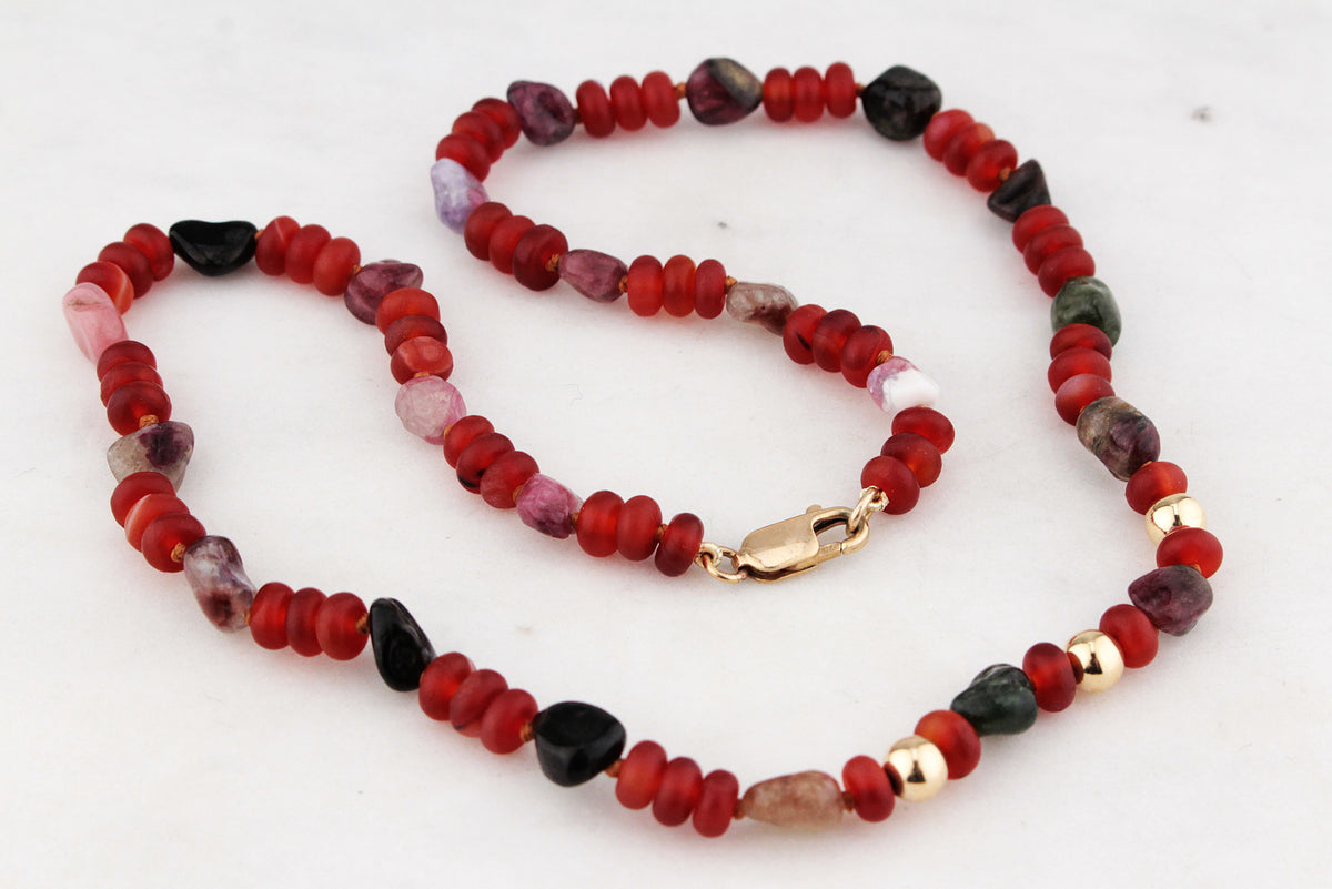 BESPOKE RED AGATE &amp; TOURMALINE NECKLACE 9ct GOLD