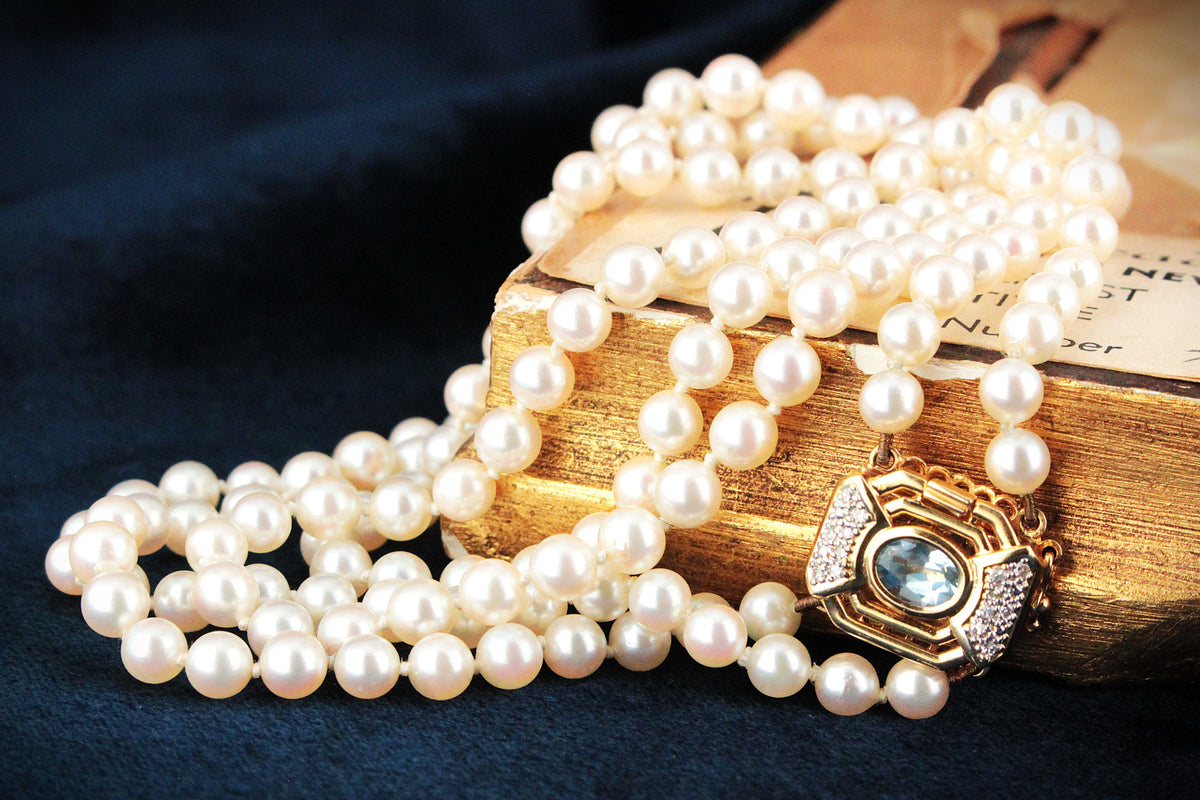 VINTAGE DOUBLE STRAND PEARLS TOPAZ & DIAMOND CLASP 18ct GOLD