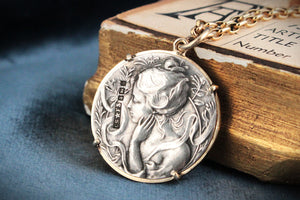 ANTIQUE ART NOUVEAU 1901 SILVER & GOLD PENDANT