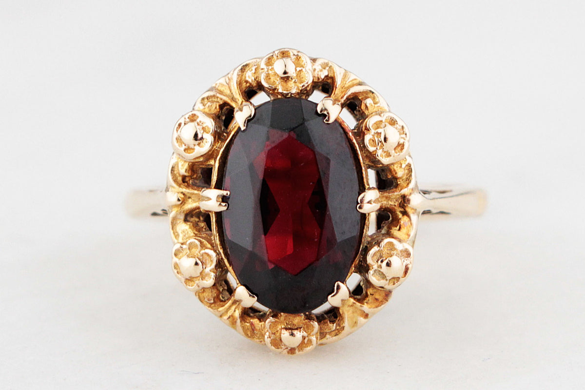 VINTAGE 1974 RHODOLITE GARNET RING 9ct GOLD