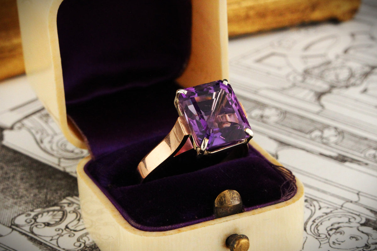 VINTAGE MID CENTURY AMETHYST COCKTAIL RING 14ct GOLD