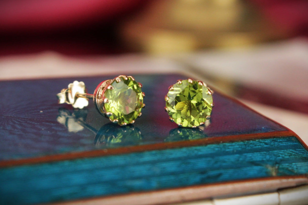 MODERN PERIDOT EAR STUDS 9ct YELLOW GOLD