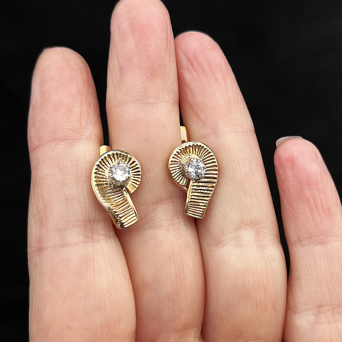 RETRO ESTATE DIAMOND EARRINGS 14ct GOLD