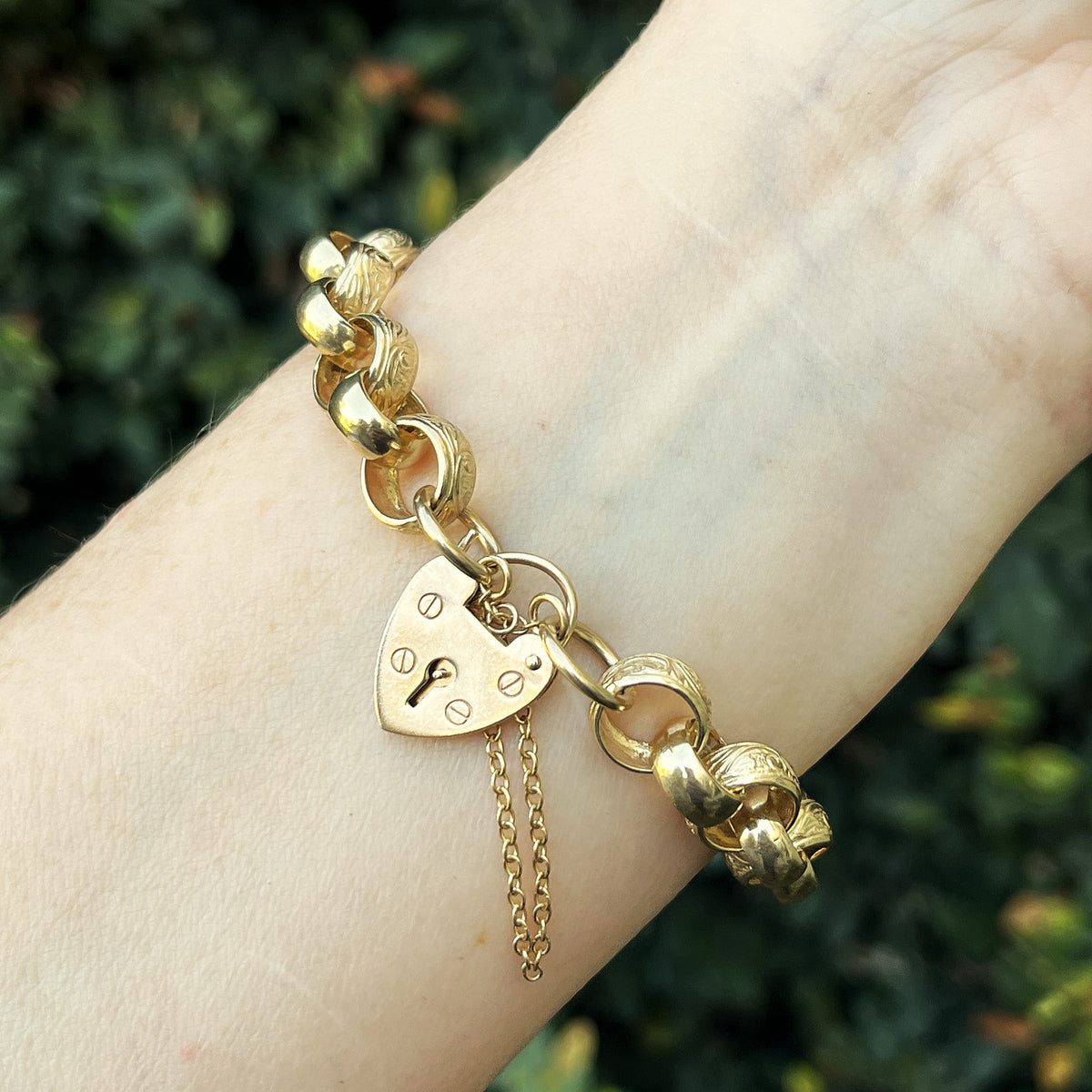 VINTAGE ANTIQUE STYLE ‘DAY &amp; NIGHT’ LINK PADLOCK BRACELET 9ct GOLD