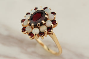 VINTAGE MID CENTURY 1969 GARNET & OPAL RING 9ct YELLOW GOLD