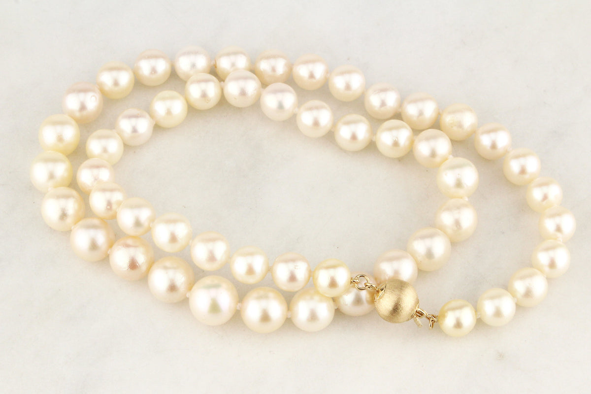 DREAMY SINGLE STRAND PEARLS 14ct GOLD