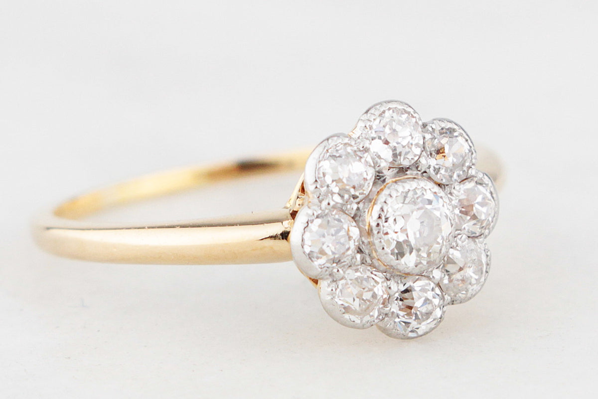 ANTIQUE EDWARDIAN .69ct DIAMOND DAISY RING 18ct GOLD &amp; PLATINUM