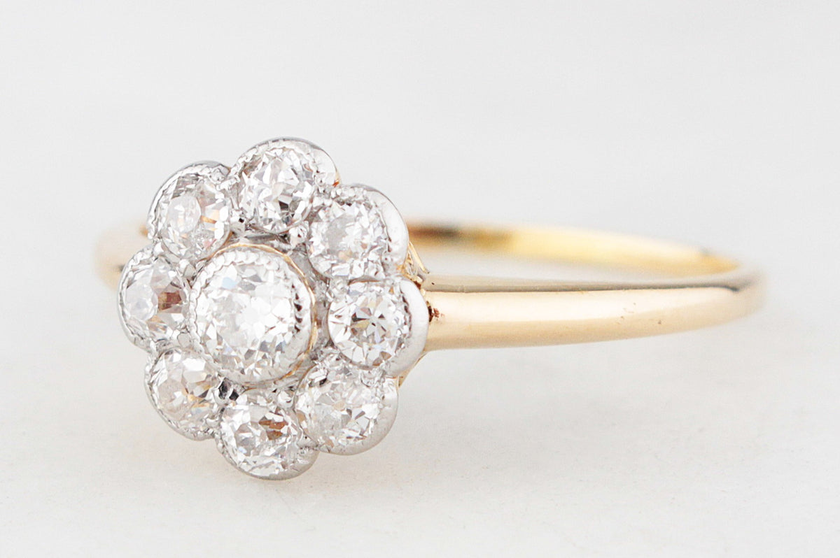 ANTIQUE EDWARDIAN .69ct DIAMOND DAISY RING 18ct GOLD &amp; PLATINUM