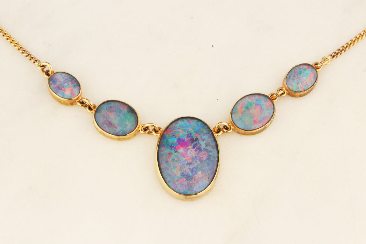 VINTAGE OPAL NECKLACE 9ct GOLD