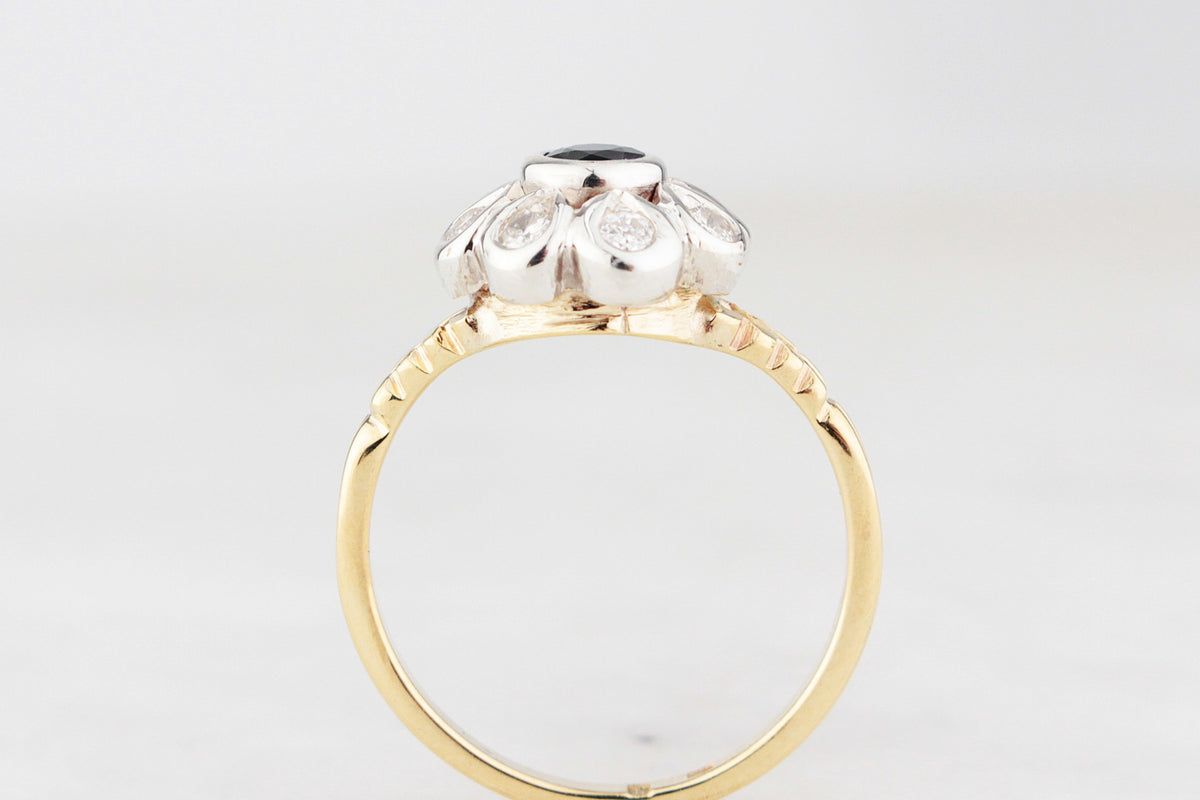 VINTAGE SAPPHIRE & DIAMOND DAISY RING 18ct GOLD