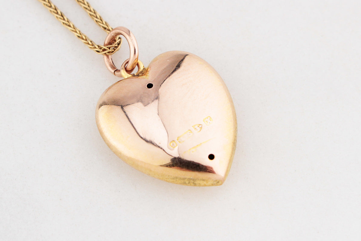 ANTIQUE EDWARDIAN 1910 ETCHED HEART PENDANT 9ct GOLD