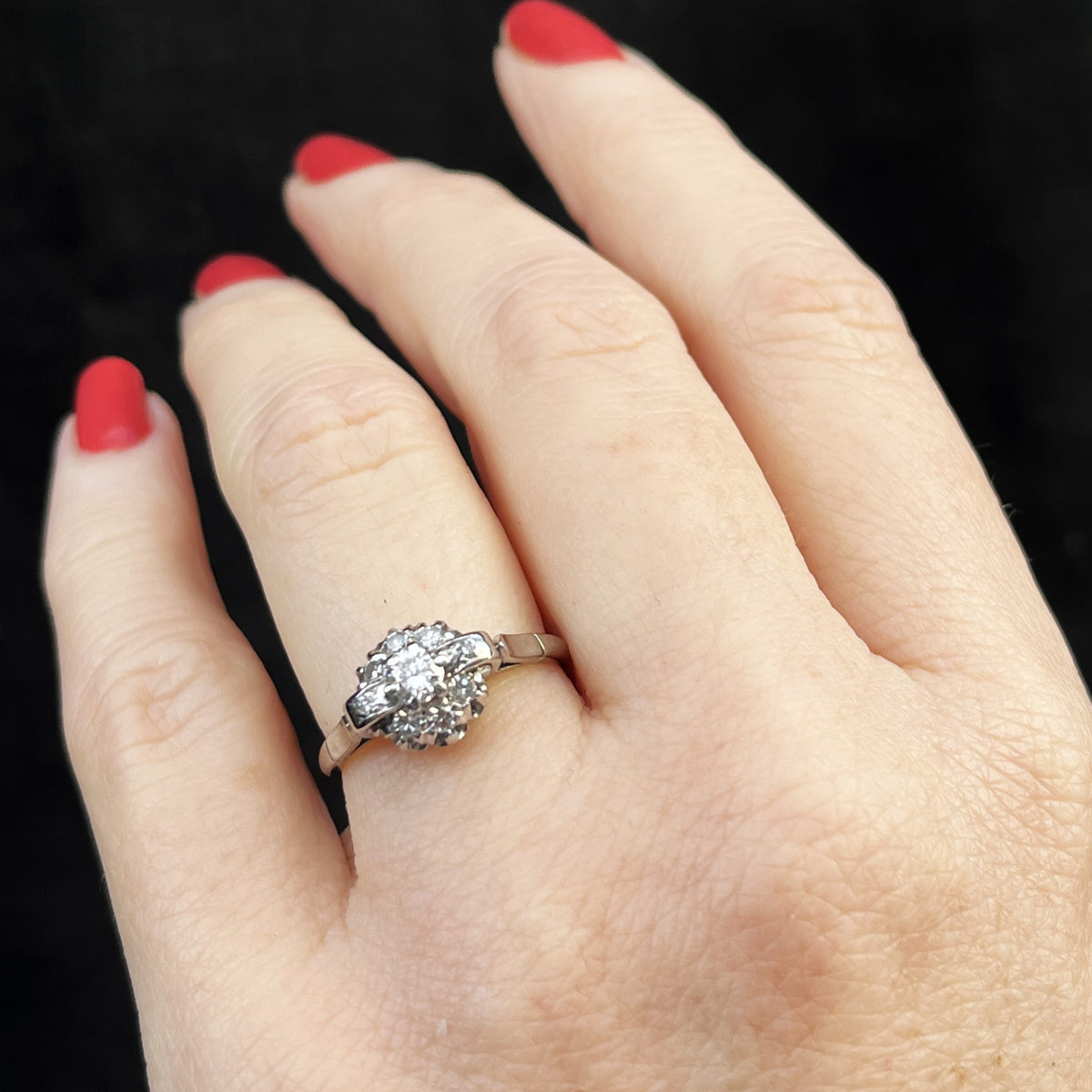 VINTAGE c1930 DIAMOND CLUSTER RING 18ct WHITE GOLD &amp; PLATINUM