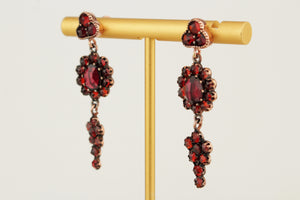 ANTIQUE EDWARDIAN BOHEMIAN GARNET EARRINGS 14ct YELLOW GOLD POSTS