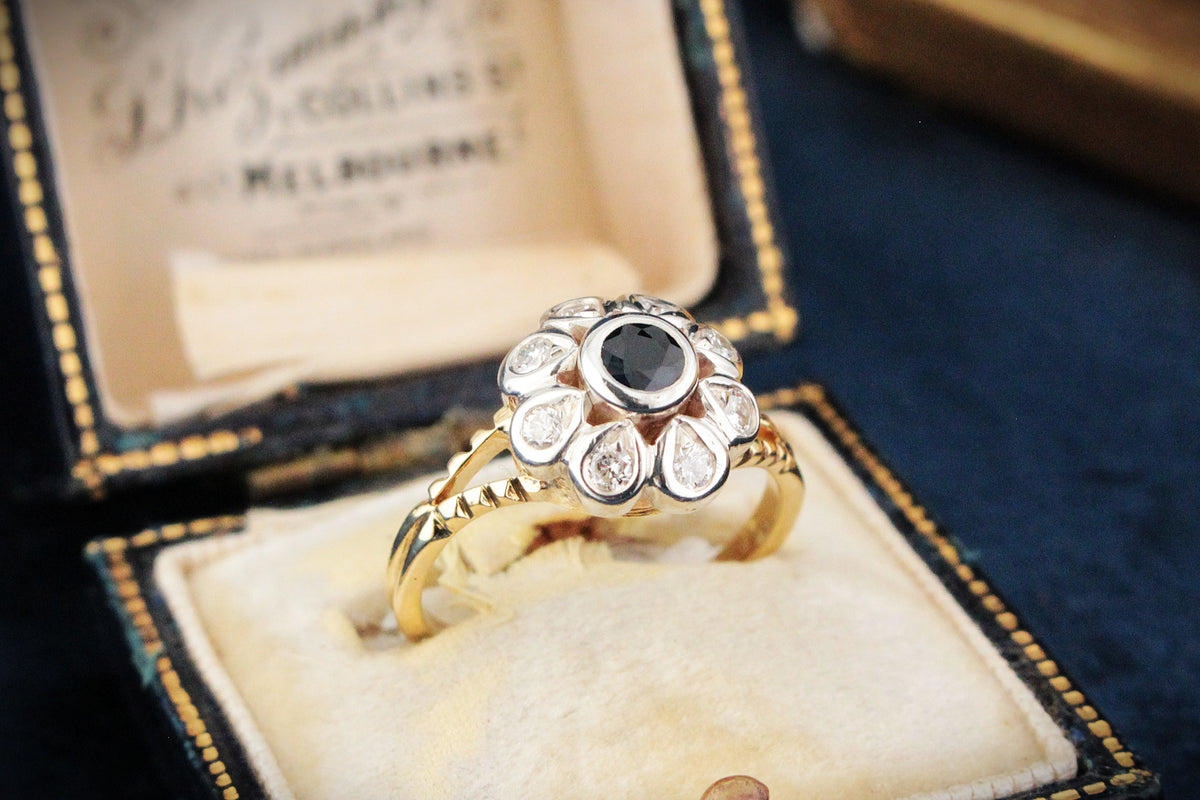 VINTAGE SAPPHIRE & DIAMOND DAISY RING 18ct GOLD