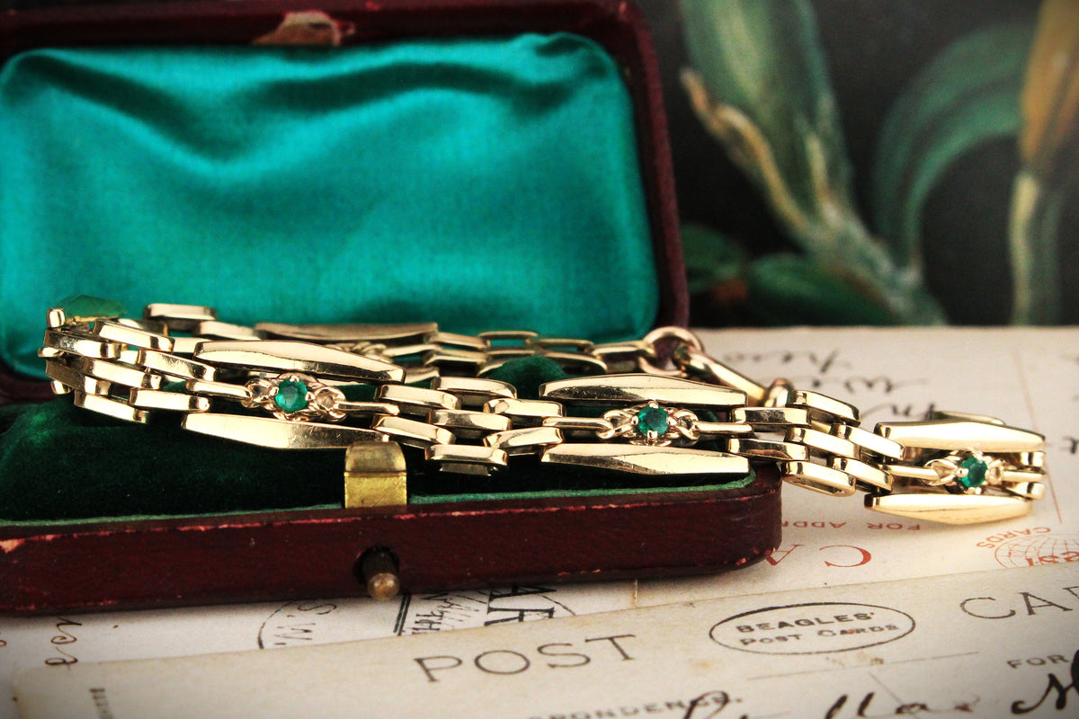 ANTIQUE EMERALD GATE LINK BRACELET 9ct GOLD