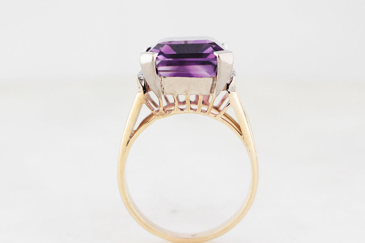 VINTAGE 12.50ct AMETHYST &amp; DIAMOND COCKTAIL RING 18ct GOLD