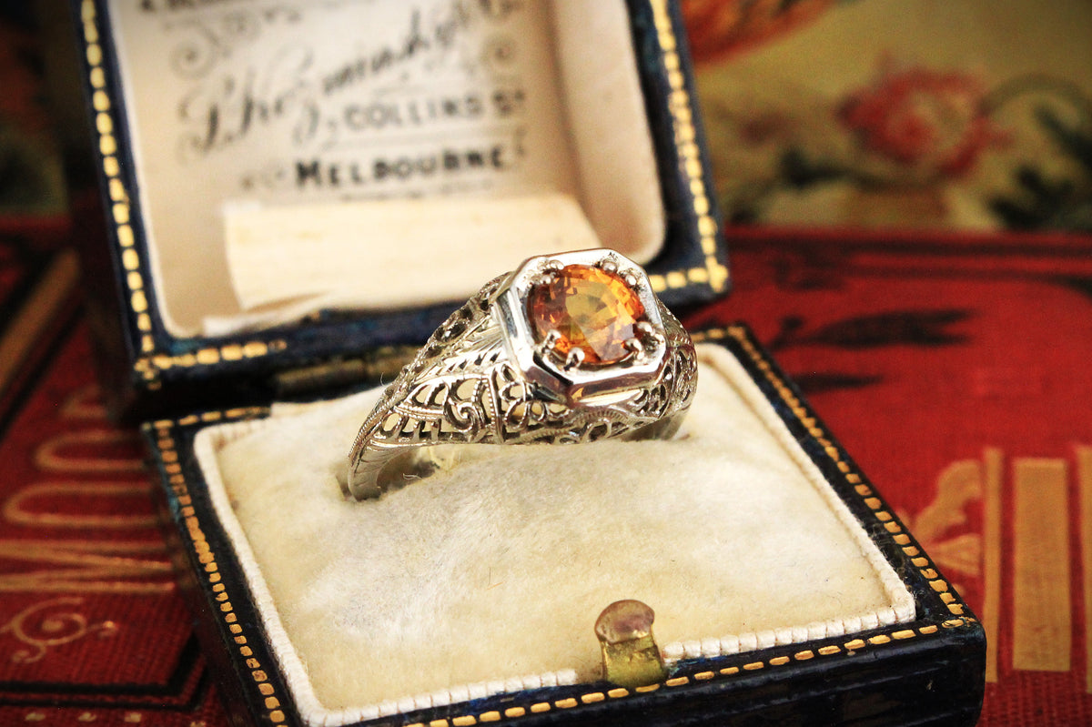 ART DECO ORANGE SAPPHIRE FILIGREE RING 18ct WHTE GOLD