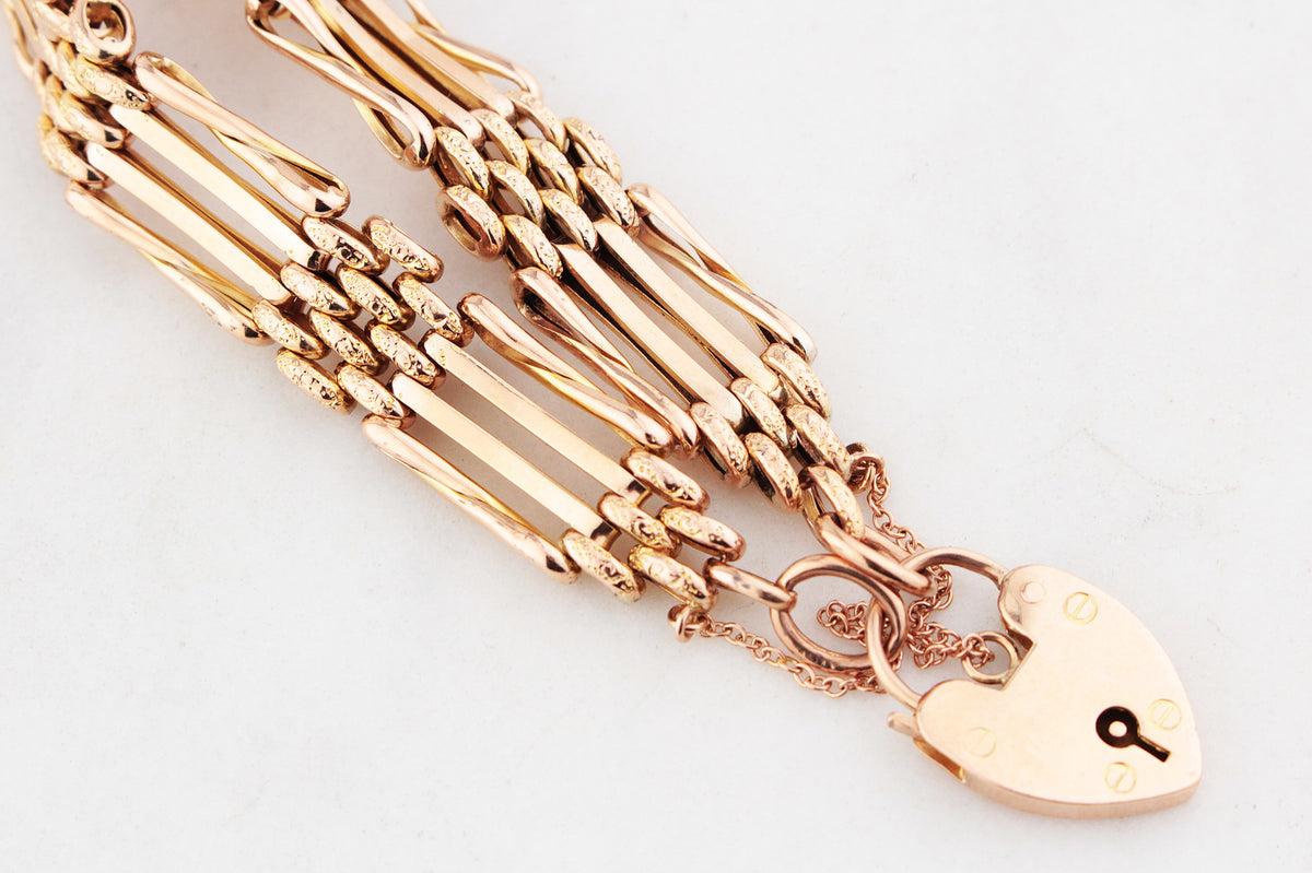 ANTIQUE EDWARDIAN GATE LINK BRACELET WITH HEART PADLOCK 9ct GOLD