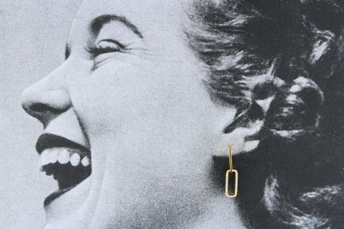 MODERN DIAMOND EARRINGS 18ct GOLD